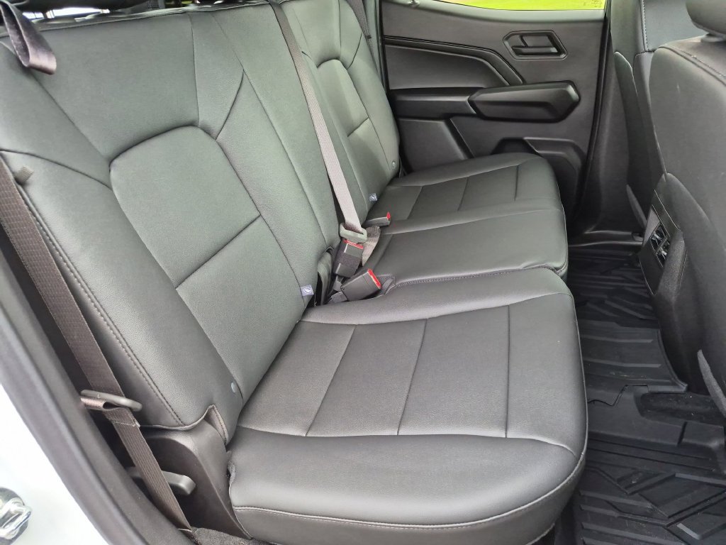 Used 2026 Chevrolet Colorado Trail Boss AWD/4WD image 32