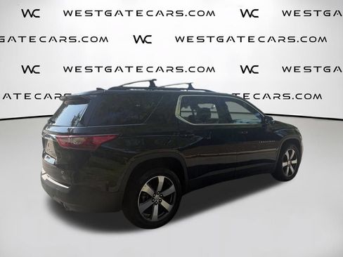 Used 2019 Chevrolet Traverse LT w/ LT Premium Package FWD image 7