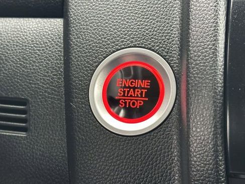 Used 2018 Honda Fit EX image 20