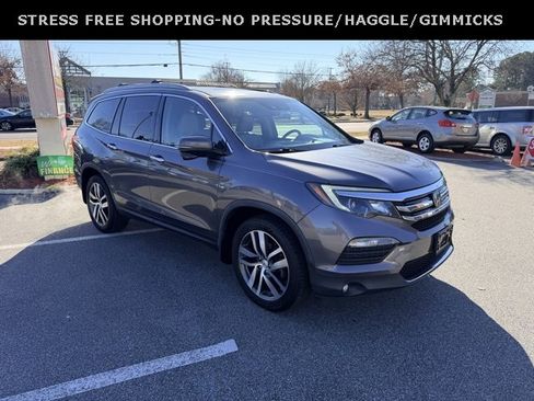 Used 2016 Honda Pilot Touring image 1