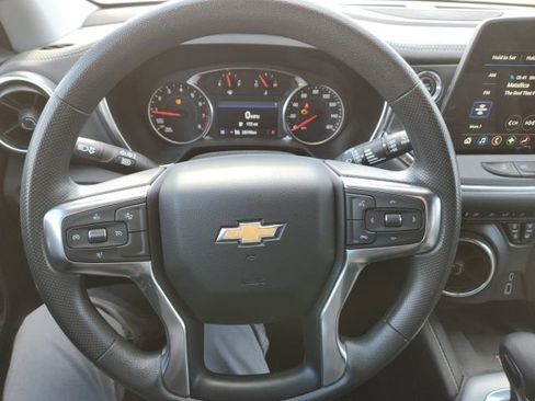 Certified 2024 Chevrolet Blazer LT w/ Convenience Package image 9