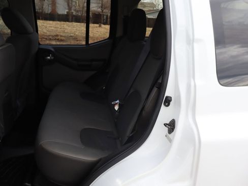 Used 2012 Nissan Xterra S image 20