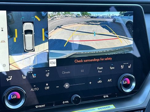 New 2026 Lexus TX 500h AWD image 21