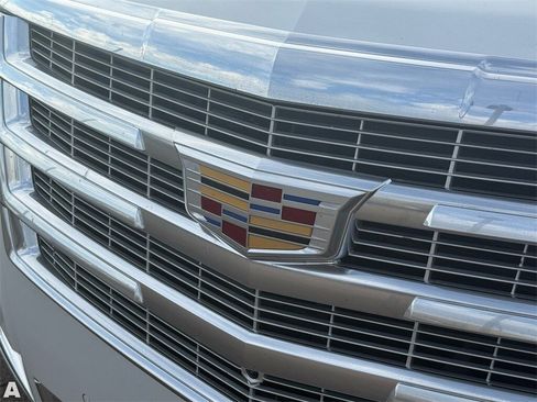 Used 2020 Cadillac Escalade Premium Luxury w/ LPO, Radiant Package image 7