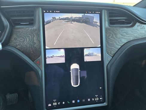 Used 2019 Tesla Model X Long Range image 10