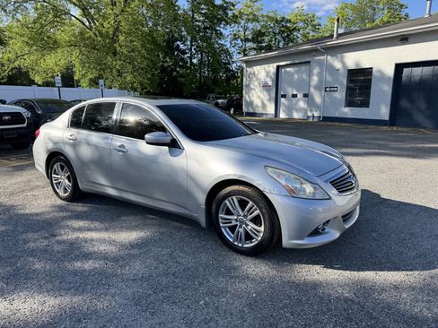Used 2013 INFINITI G37 x Sedan w/ Premium Pkg image 6