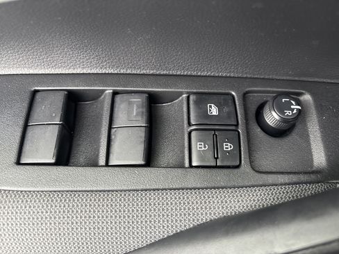 Used 2024 Toyota Corolla LE image 17