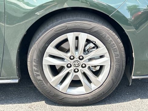 Used 2021 Toyota Sienna Limited FWD image 10