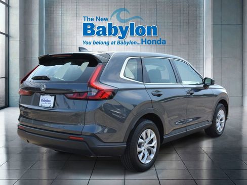 Used 2023 Honda CR-V LX image 4