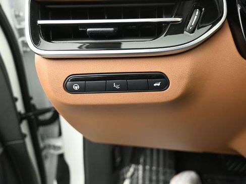 Certified 2025 INFINITI QX60 Autograph w/ Cargo Package image 21