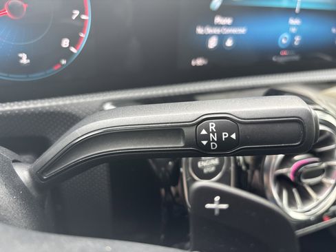 Used 2022 Mercedes-Benz A 220 4MATIC image 27