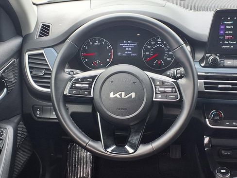 Used 2023 Kia Seltos Nightfall Edition image 12