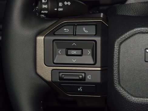 Used 2025 Toyota Land Cruiser image 39