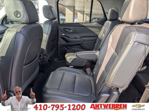 Used 2020 Chevrolet Traverse LT w/ LT Premium Package image 17