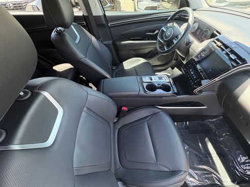 Used 2022 Hyundai Tucson Limited w/ Cargo Package AWD/4WD image 12