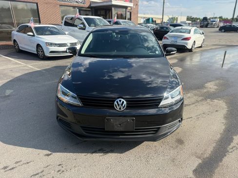 Used 2011 Volkswagen Jetta SE FWD image 8