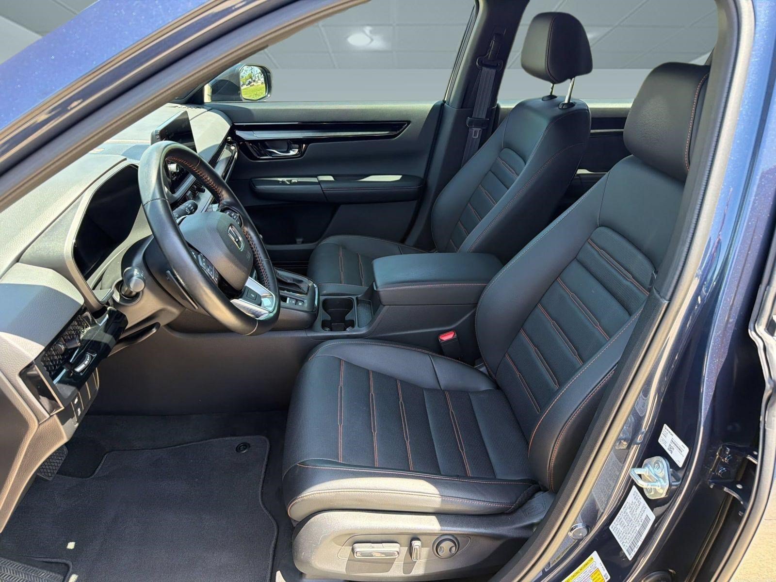 Used 2025 Honda CR-V Sport Touring image 5