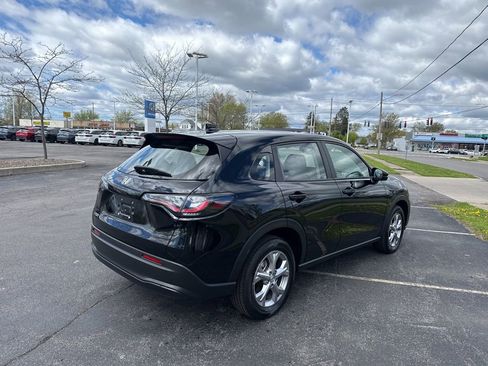 Certified 2024 Honda HR-V LX image 5