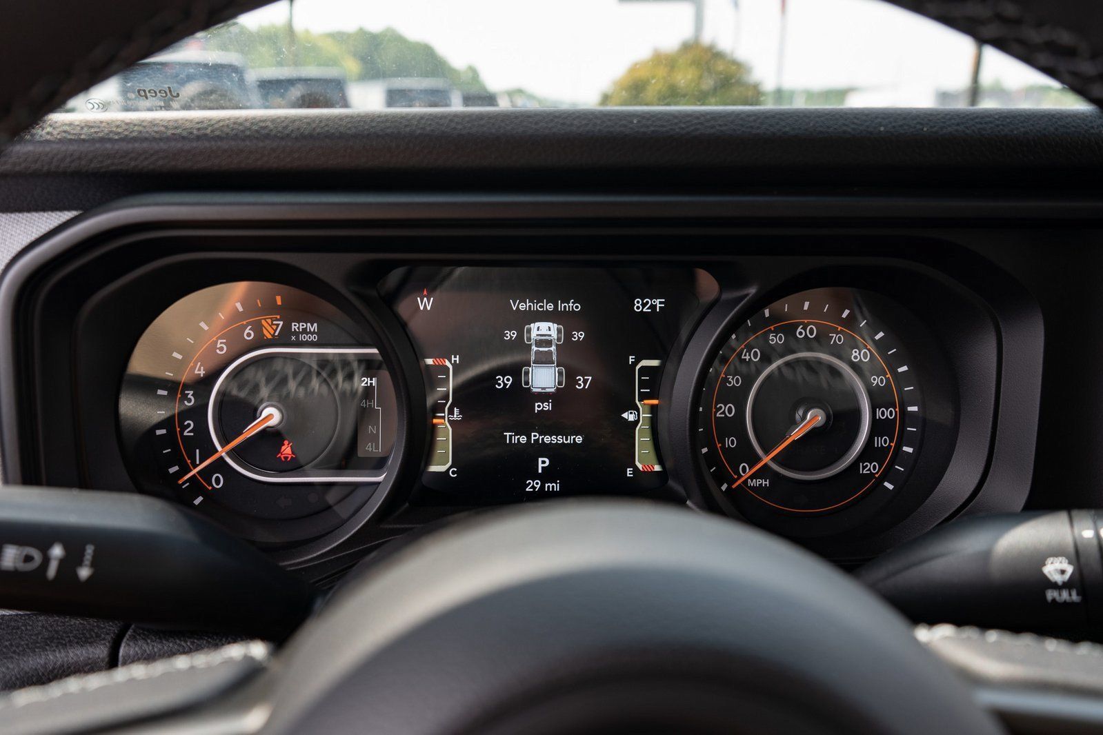 Used 2025 Jeep Gladiator Sport AWD/4WD image 27
