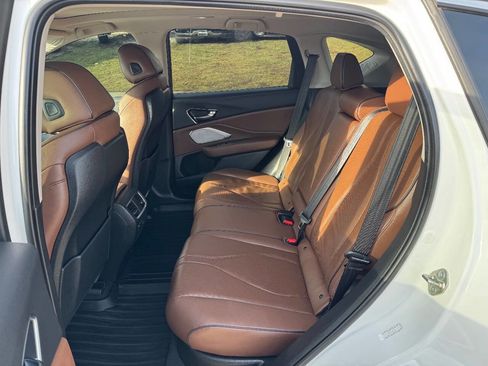 Used 2019 Acura RDX AWD w/ Advance Package image 11