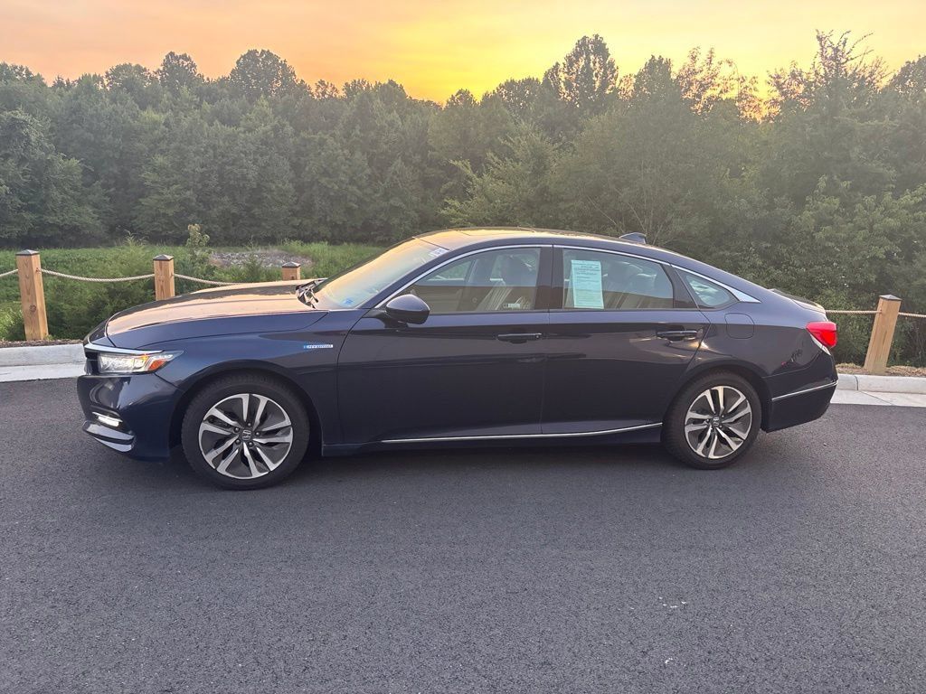 Used 2019 Honda Accord EX image 1