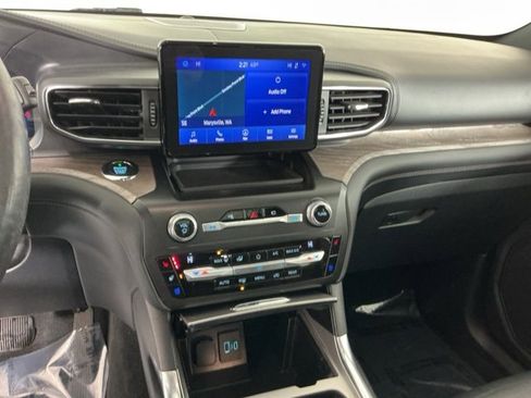 Used 2020 Ford Explorer Platinum image 21