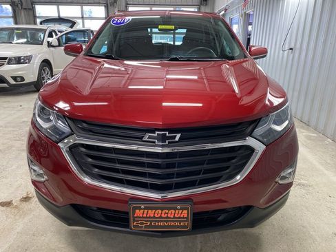 Used 2019 Chevrolet Equinox LT image 3