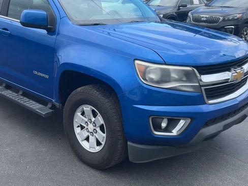 Used 2019 Chevrolet Colorado W/T w/ WT Convenience Package image 2