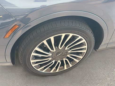 Used 2022 Lincoln Corsair Reserve w/ Sport Package AWD/4WD image 30