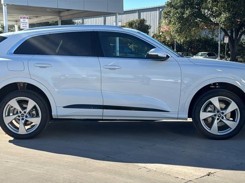 New 2025 Audi Q5 Premium AWD/4WD image 8