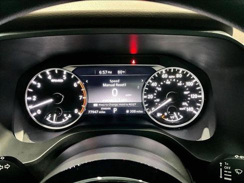 Used 2022 Nissan Rogue SV FWD image 22