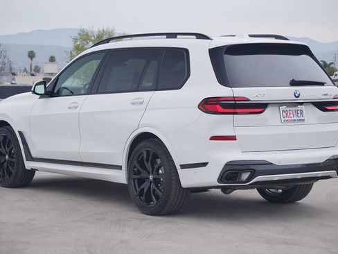 New 2026 BMW X7 xDrive40i w/ M Sport Package image 7
