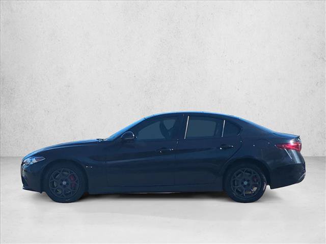 Used 2017 Alfa Romeo Giulia AWD image 9