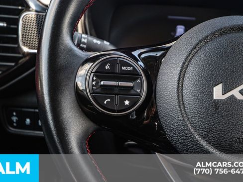 Used 2024 Kia Soul GT-Line image 32