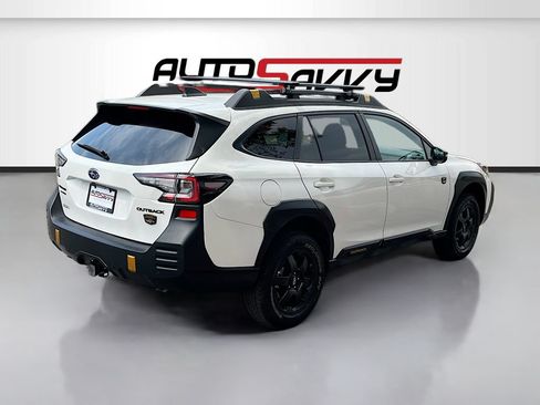 Used 2025 Subaru Outback Wilderness AWD/4WD image 7