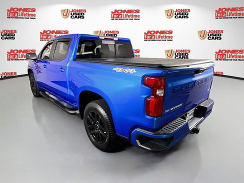 Used 2025 Chevrolet Silverado 1500 RST w/ Convenience Package II AWD/4WD image 2