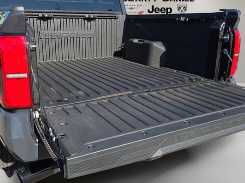 Used 2024 Toyota Tacoma SR5 image 9