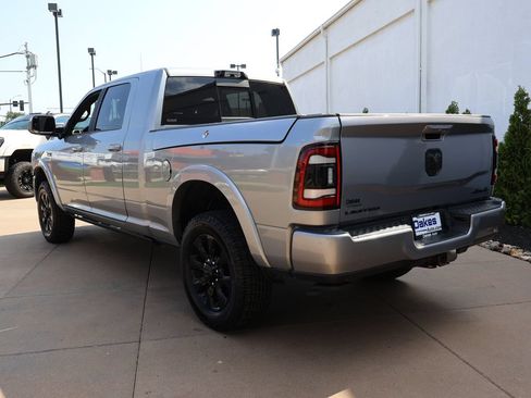 Used 2021 RAM 2500 Limited AWD/4WD image 4