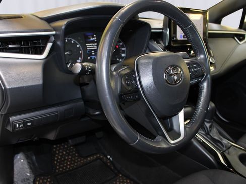 Used 2023 Toyota Corolla SE w/ SE Premium Package FWD image 17