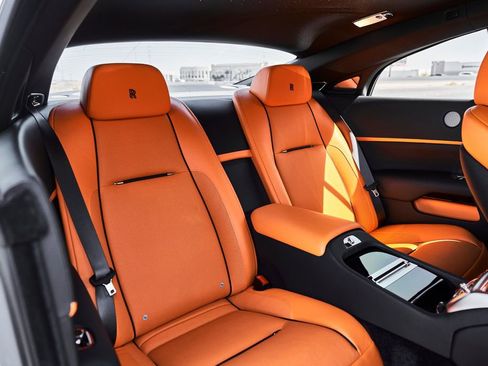 Used 2020 Rolls-Royce Wraith RWD image 37