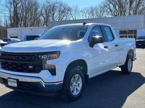 Used 2025 Chevrolet Silverado 1500 W/T image 3