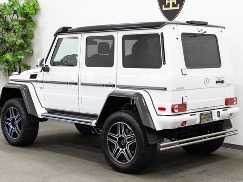 Used 2018 Mercedes-Benz G 550 Squared image 3