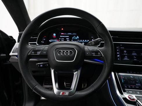 Used 2021 Audi SQ8 Premium Plus w/ Luxury Package image 4