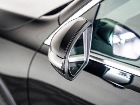 Certified 2025 Mercedes-Benz GLB 250 image 26