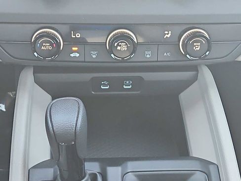 New 2025 Honda Accord LX image 15