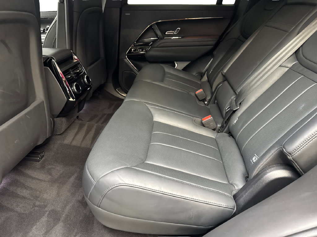 Used 2023 Land Rover Range Rover Sport SE AWD/4WD image 34