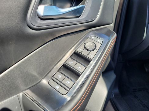 Used 2025 Nissan Rogue SV AWD/4WD image 26