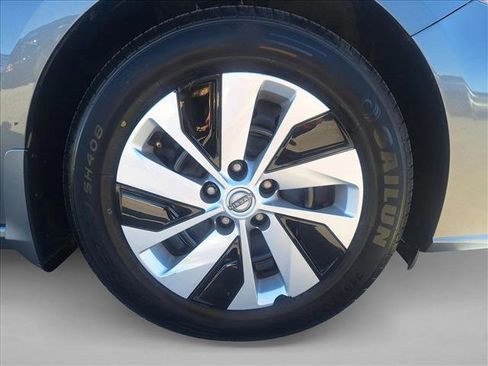 Used 2024 Nissan Altima 2.5 S image 21