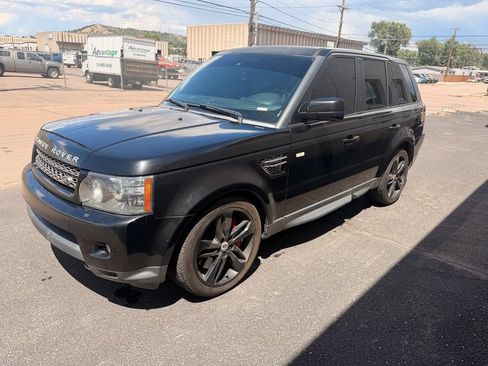 Used 2013 Land Rover Range Rover Sport Supercharged AWD/4WD image 2