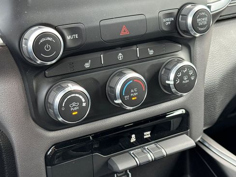 Used 2024 RAM 1500 Big Horn image 21
